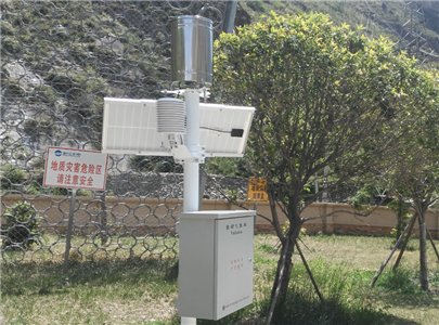 烟草种植基地使用自动气象站观测气候
